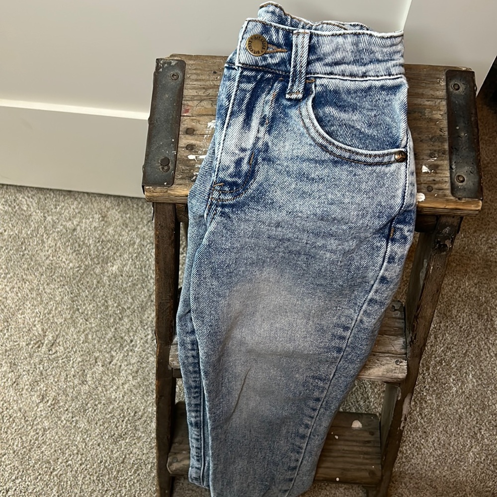 Girls jeans, size 7, great condition